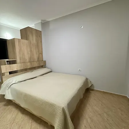 Roses Place Apartman *