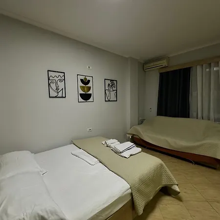 Roses Place